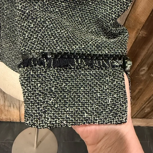 St. JOHN COLLECTION 10 Black White Tweed 3/4 Sleeve Metallic Fringe Trim Jacket - Picture 5 of 15